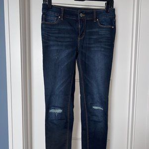 Sz 0R - White House Black Market Distressed Skinny Jeans